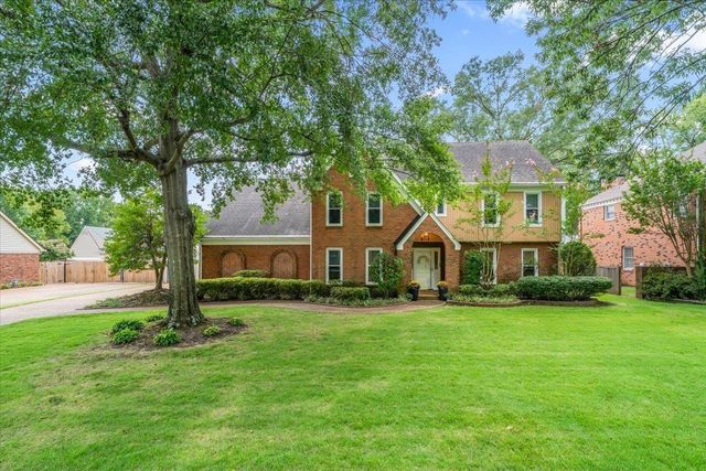 8719 CUMBERNAULD CIR S, Germantown, TN 38139