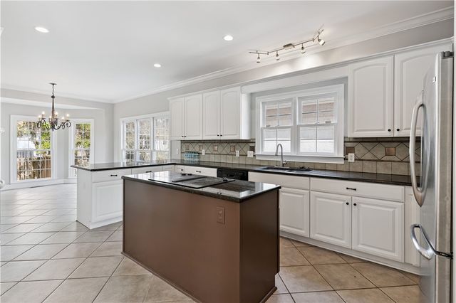 150 E Commons Drive, St Simons Island, GA 31522