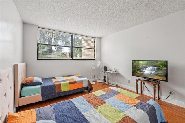 16251 Golf Club Road 312, Weston, FL 33326