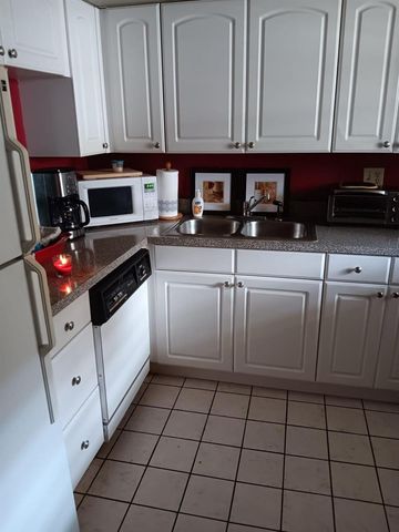2304 S Cypress Bend Drive 313, Pompano Beach, FL 33069