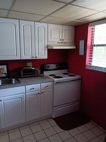 2304 S Cypress Bend Drive 313, Pompano Beach, FL 33069