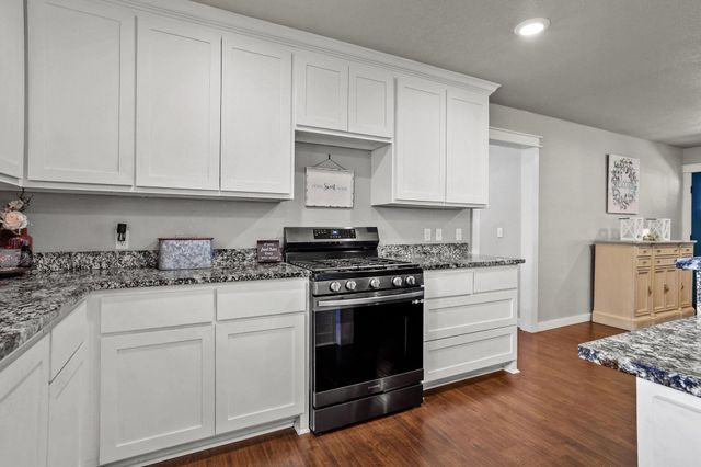 3353 County Road 2130, Telephone, TX 75488