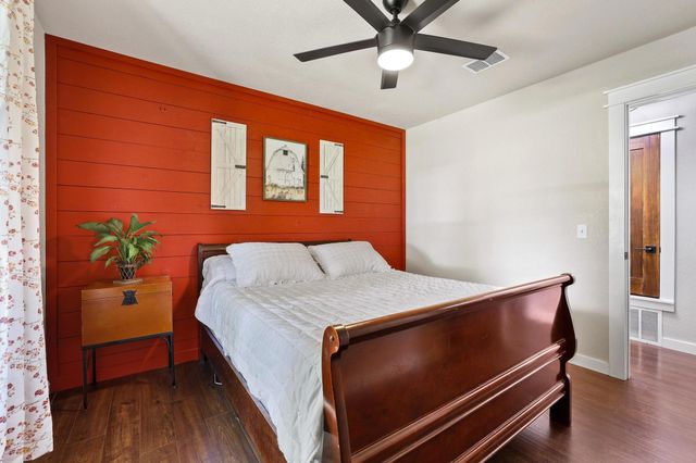 3353 County Road 2130, Telephone, TX 75488