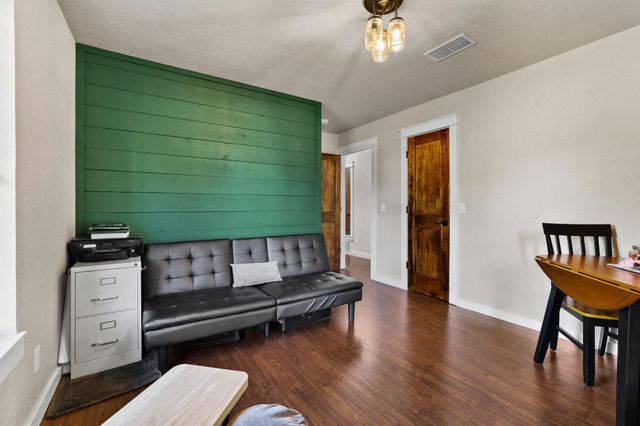 3353 County Road 2130, Telephone, TX 75488