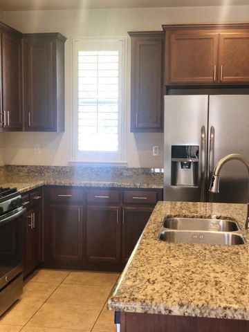 3920 Purple Finch Ln, Modesto, CA 95355