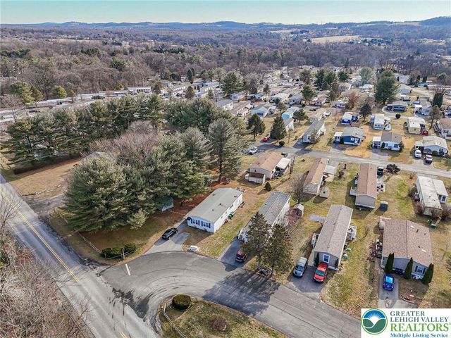 52 West Zimmer Drive, Lehigh Twp, PA 18088