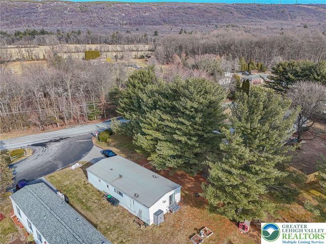 52 West Zimmer Drive, Lehigh Twp, PA 18088