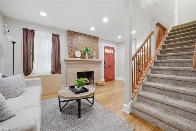 104 E Severn RD, Norfolk, VA 23505