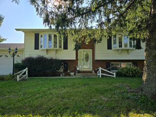 5364 York Road SW, Pataskala, OH 43062