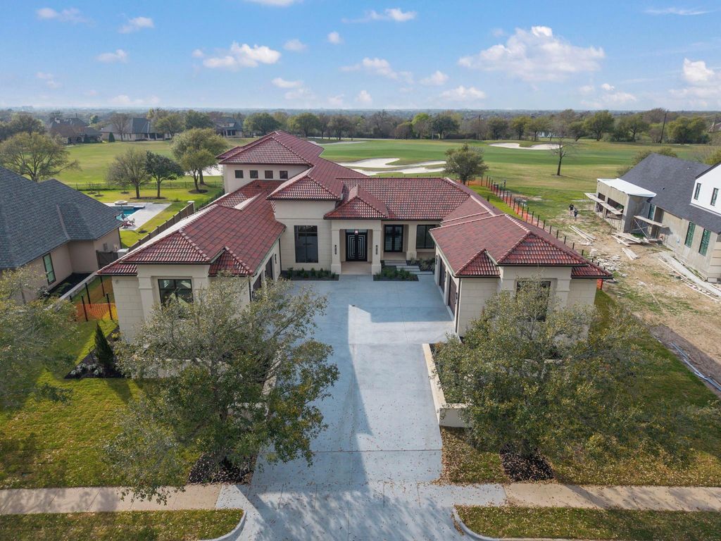 5105 Miramont Circle, Bryan, TX 77802