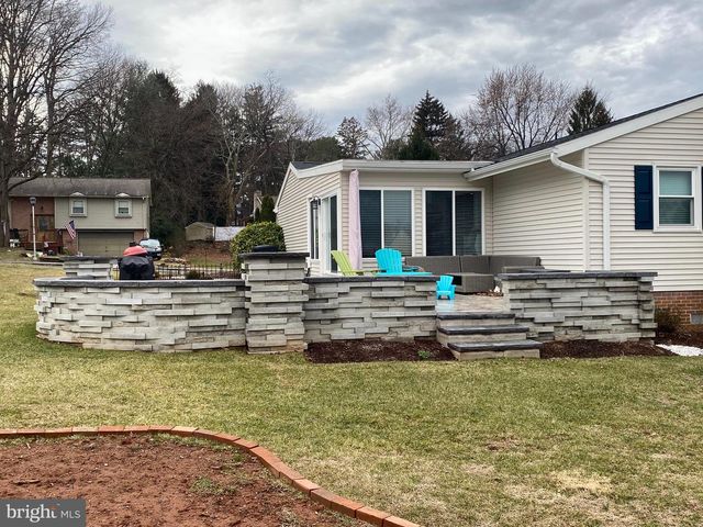 216 IRENE AVE, Ephrata, PA 17522