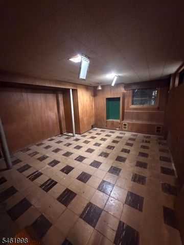 206 Delacy Dr, North Plainfield Boro, NJ 07060