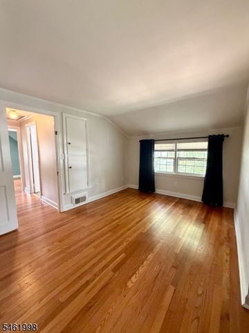 206 Delacy Dr, North Plainfield Boro, NJ 07060