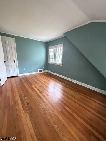 206 Delacy Dr, North Plainfield Boro, NJ 07060