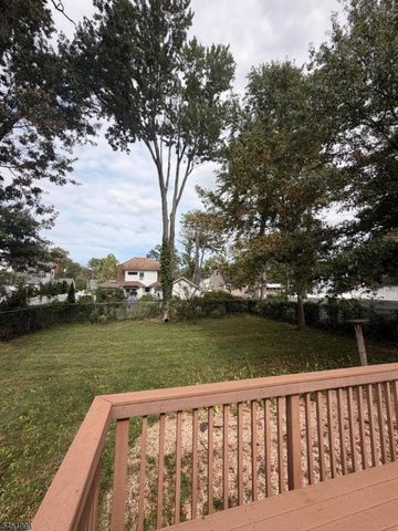 206 Delacy Dr, North Plainfield Boro, NJ 07060
