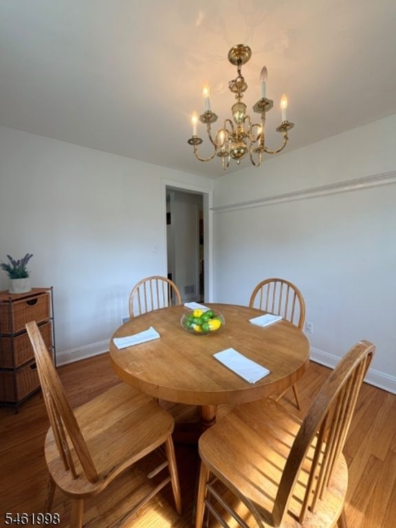 Image 11 of property listing at 206 Delacy Dr, North Plainfield Boro, NJ 07060