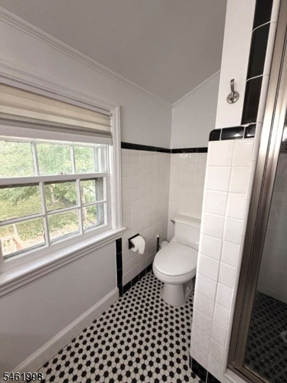Image 31 of property listing at 206 Delacy Dr, North Plainfield Boro, NJ 07060