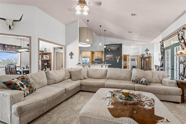 29705 S County Road 1650 Road, Elmore City, OK 73433