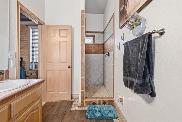 29705 S County Road 1650 Road, Elmore City, OK 73433