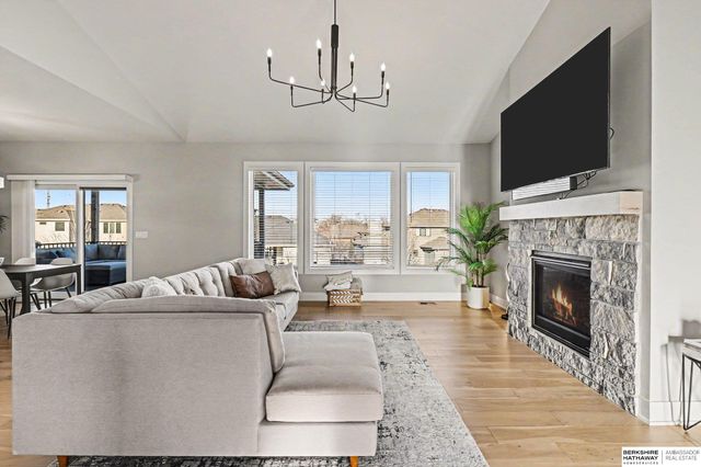 3924 S 207th Street, Elkhorn, NE 68022