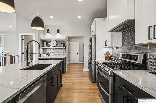 3924 S 207th Street, Elkhorn, NE 68022