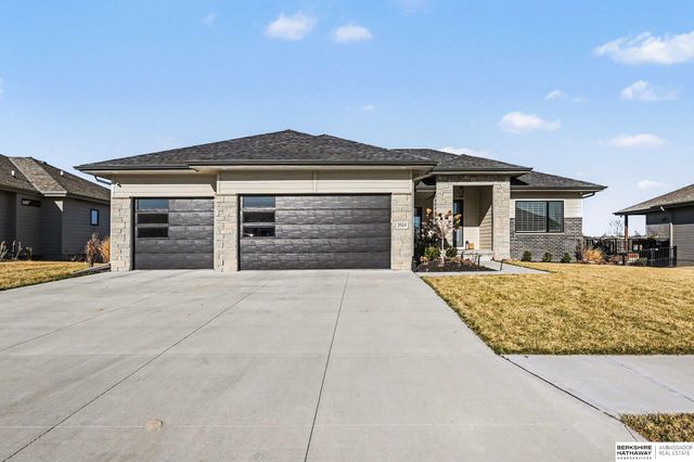3924 S 207th Street, Elkhorn, NE 68022