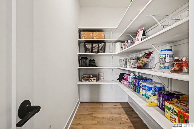 3924 S 207th Street, Elkhorn, NE 68022