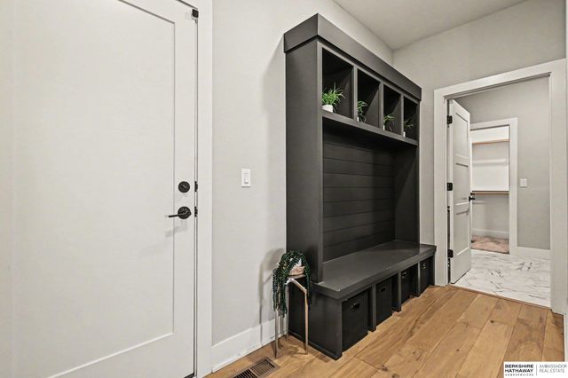 3924 S 207th Street, Elkhorn, NE 68022