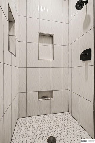 3924 S 207th Street, Elkhorn, NE 68022