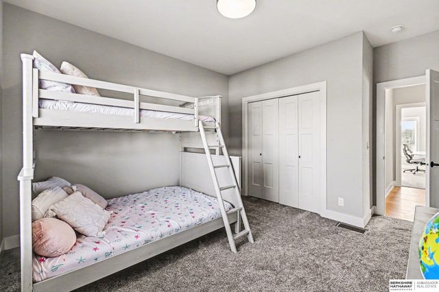 3924 S 207th Street, Elkhorn, NE 68022