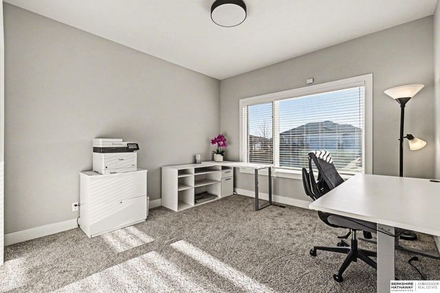 3924 S 207th Street, Elkhorn, NE 68022