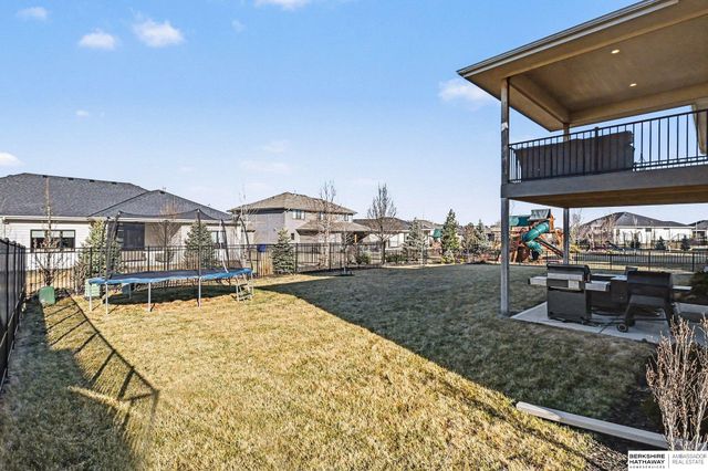 3924 S 207th Street, Elkhorn, NE 68022