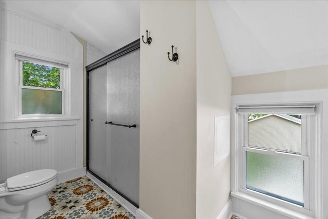 W58N455 Hilbert AVENUE, Cedarburg, WI 53012