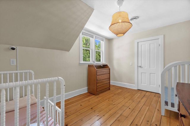 W58N455 Hilbert AVENUE, Cedarburg, WI 53012