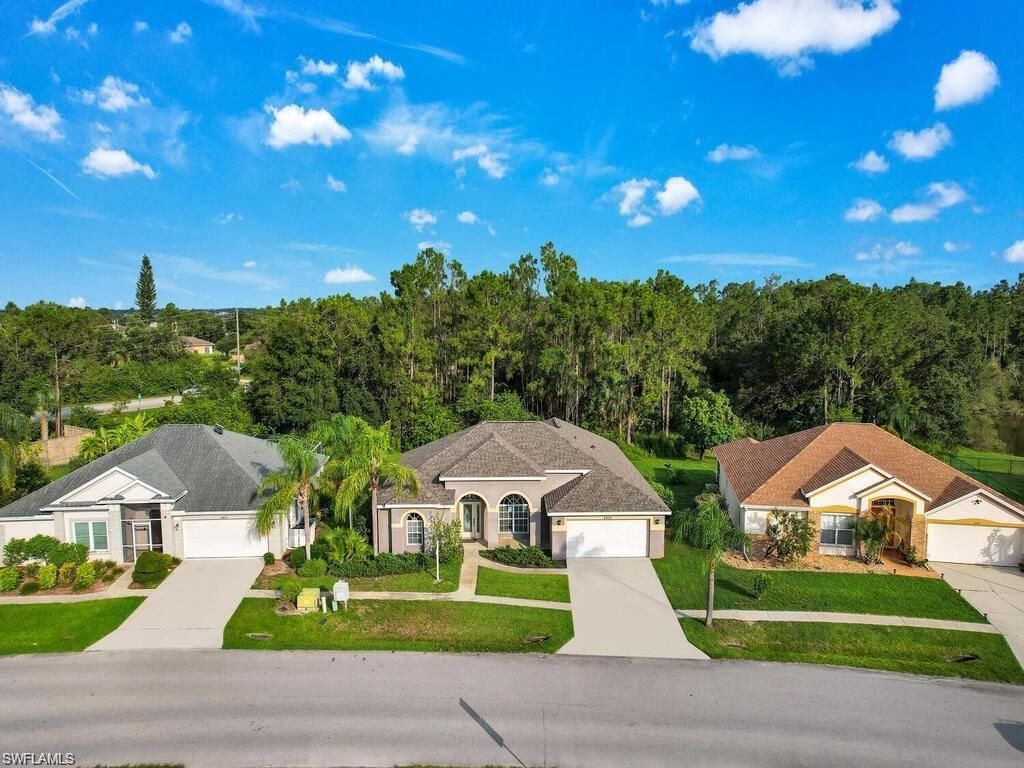4409 Varsity Lakes DR, LEHIGH ACRES, FL 33971 — photo 3