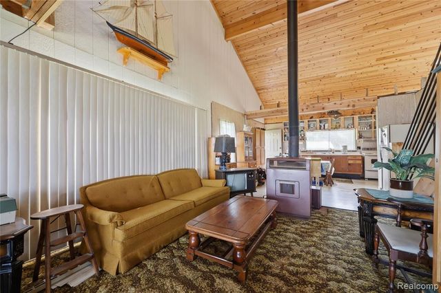 6556 Dickinson Island, Algonac, MI 48001
