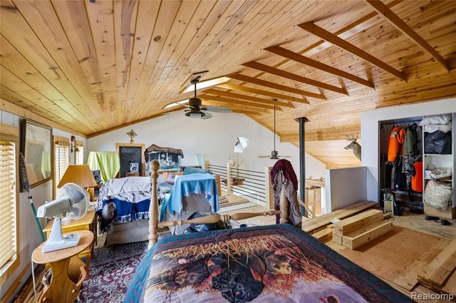 6556 Dickinson Island, Algonac, MI 48001