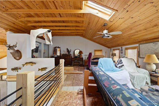 6556 Dickinson Island, Algonac, MI 48001