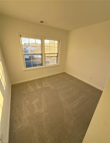 3804 Pamunkey River Reach Apt D, Portsmouth, VA 23703