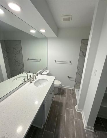 3804 Pamunkey River Reach Apt D, Portsmouth, VA 23703