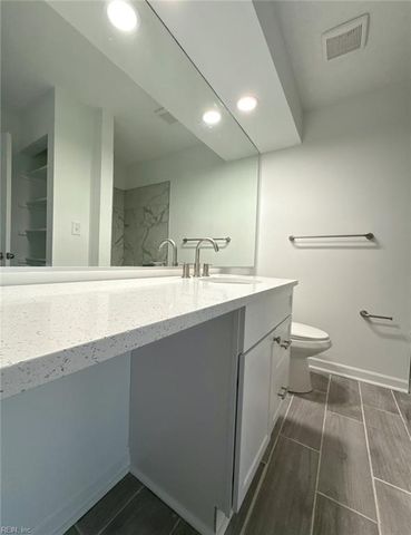 3804 Pamunkey River Reach Apt D, Portsmouth, VA 23703