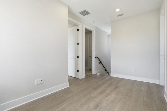3005 1ST AVENUE N, St Petersburg, FL 33713