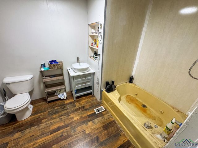 4267 FM 96, Atlanta, TX 75551