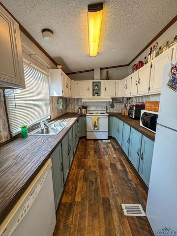 4267 FM 96, Atlanta, TX 75551