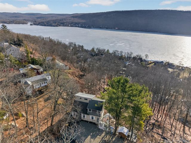 173 Brook Trail, Greenwood Lake, NY 10925
