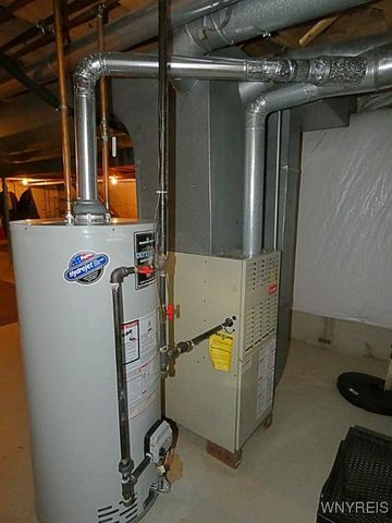 4283 Regents Park, Hamburg, NY 14075