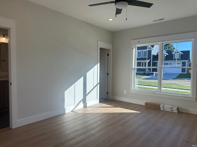 7658 W Julia Drive, Ellettsville, IN 47429