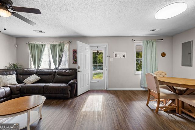 89 Bailey Drive, Newnan, GA 30263