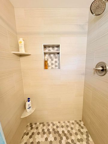 2052 E Discovery Cir Circle E, Deerfield Beach, FL 33442