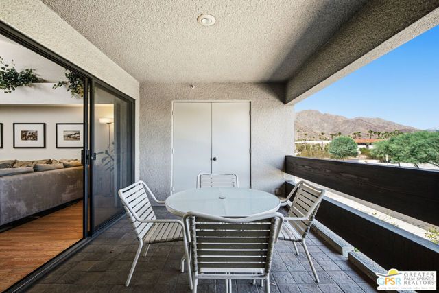 255 S Avenida Caballeros 113, Palm Springs, CA 92262